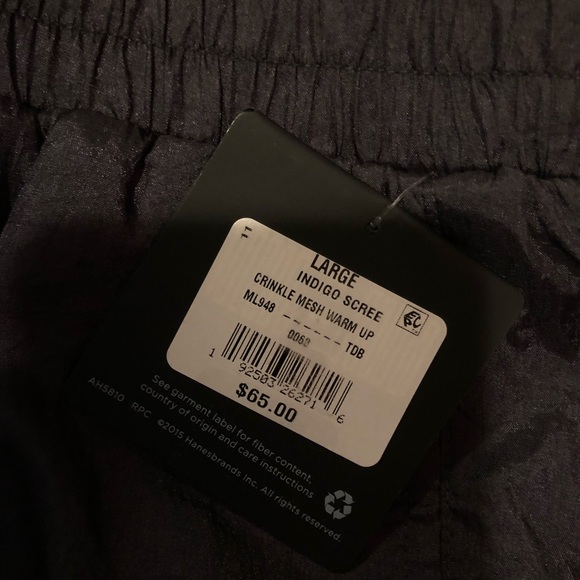 SOLD ON MERCARI - Picture 6 of 9